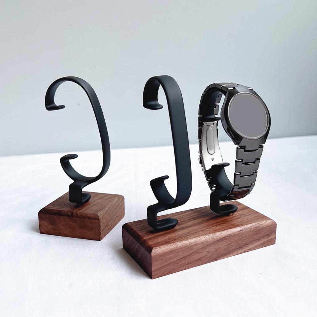 C Shaped Watch Display Stand S - Jewelry And Watches Inc ulasan dan harga