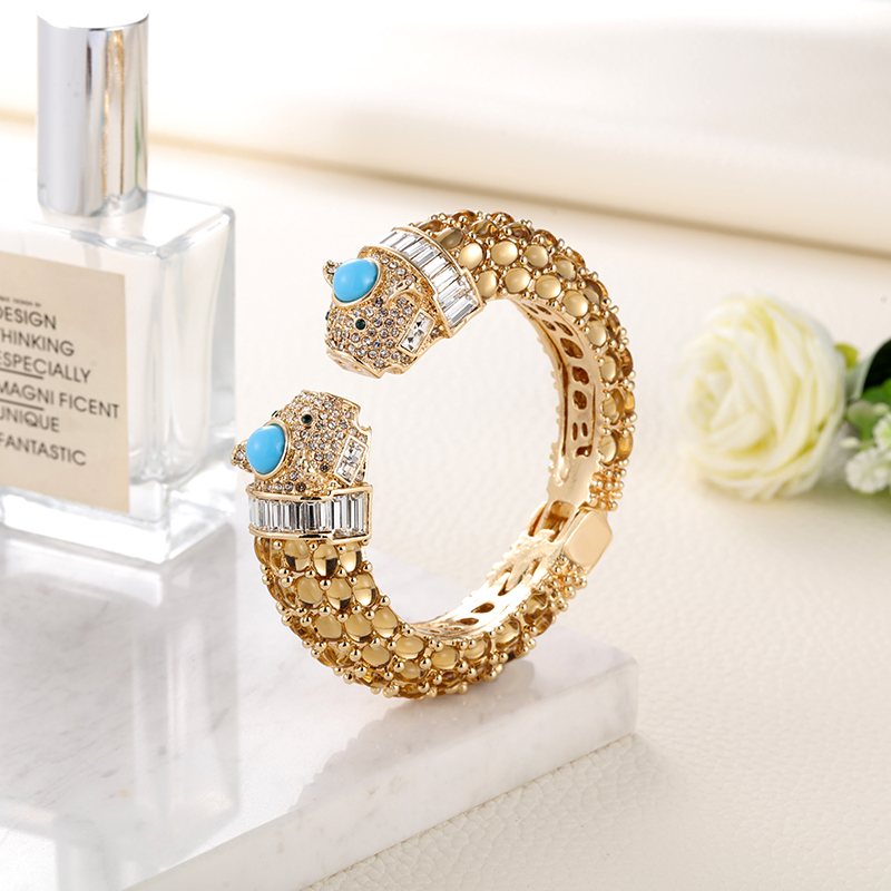 Sally's Paradise Animal Bracel - Paradise Jewelry & Watches Llc Miami Photos ulasan dan harga